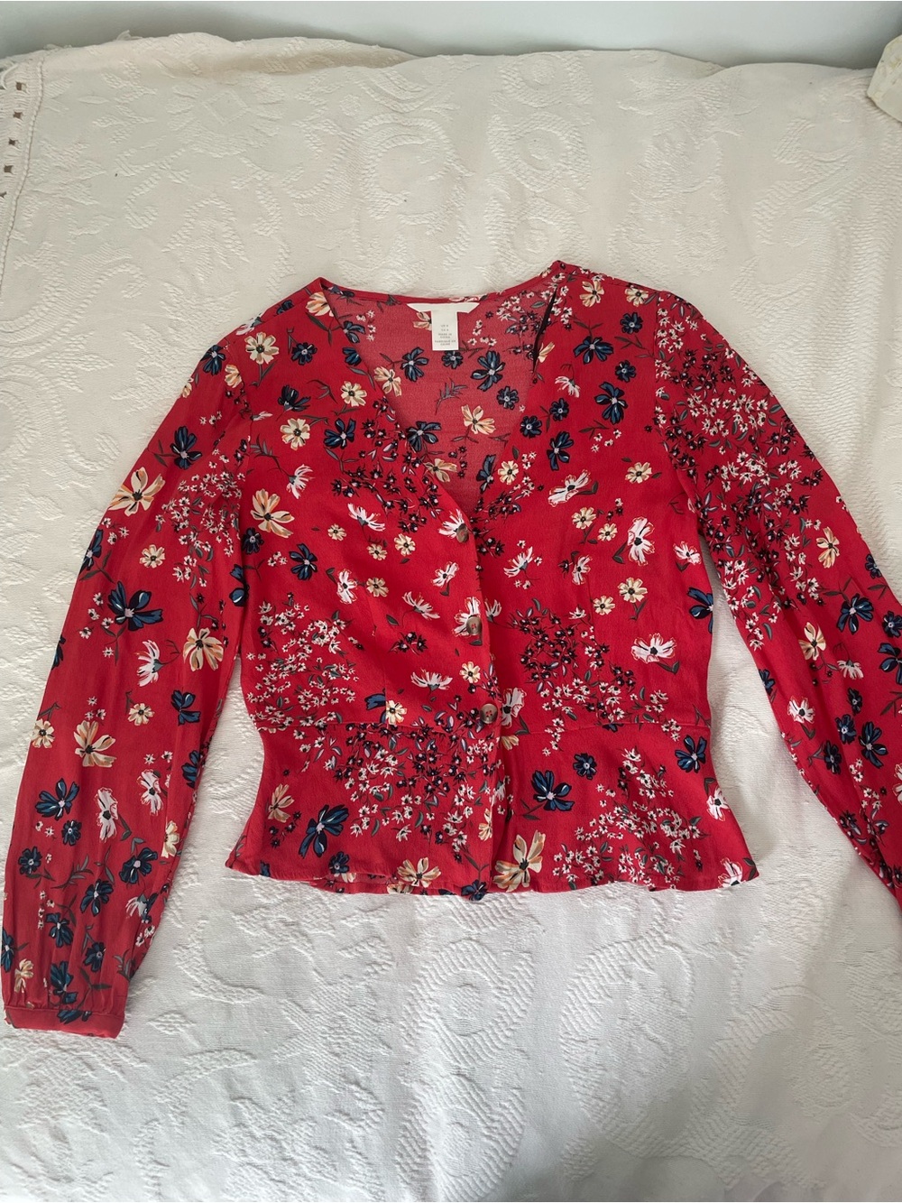 H&M Women's Red Floral Button-Front Blouse